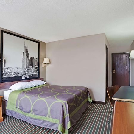 Super 8 By Wyndham Nashville/ Dntn/ Opryland Area Exterior photo