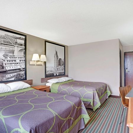 Super 8 By Wyndham Nashville/ Dntn/ Opryland Area Exterior photo